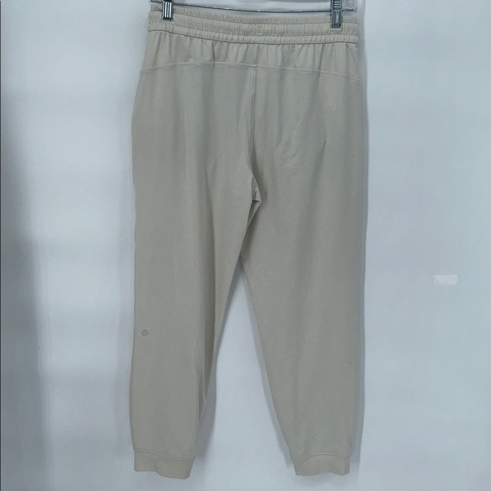 Lululemon Beige Jogger Sweatpants Drawstring Logo Size 6 - Picture 6 of 11